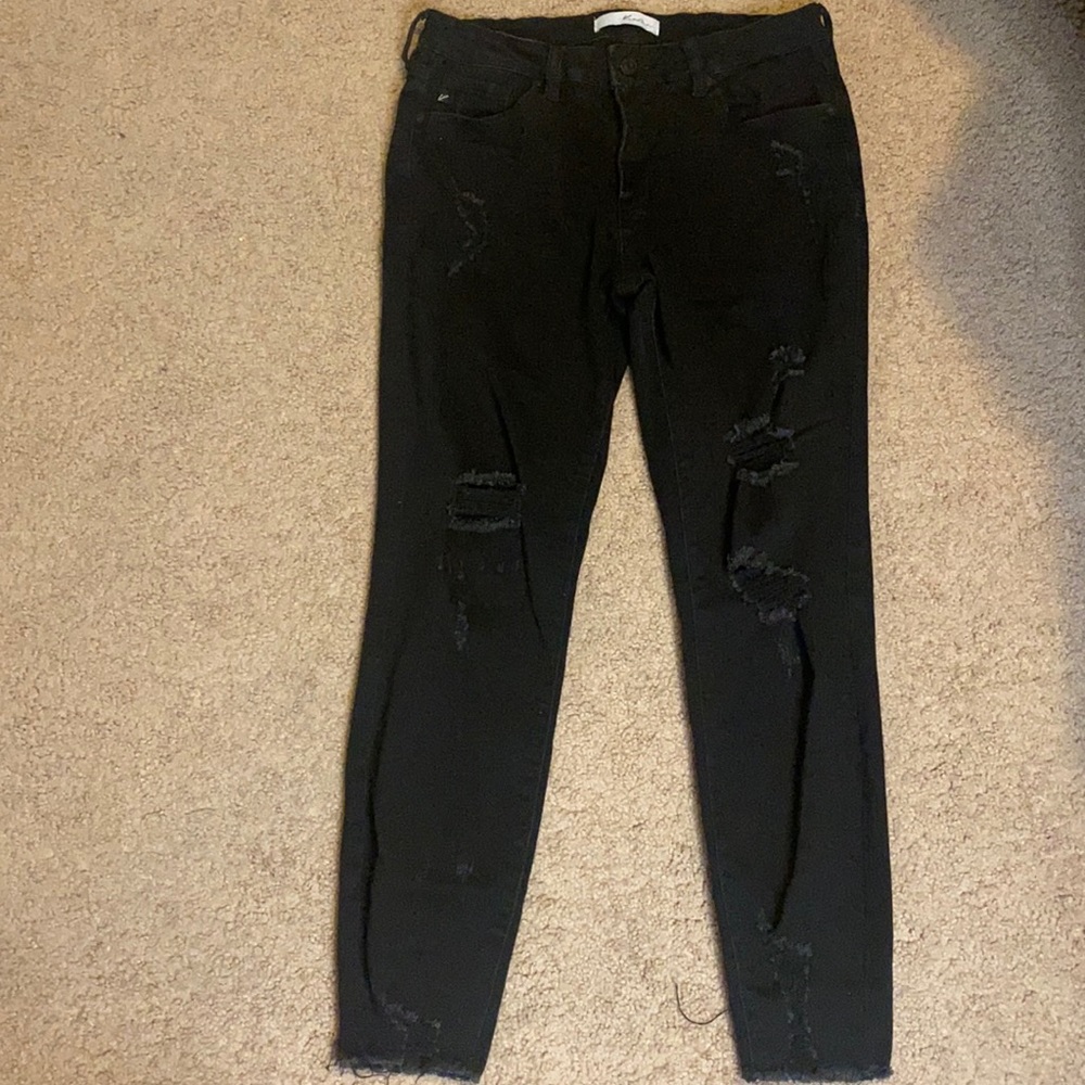 Black low rise KanCan